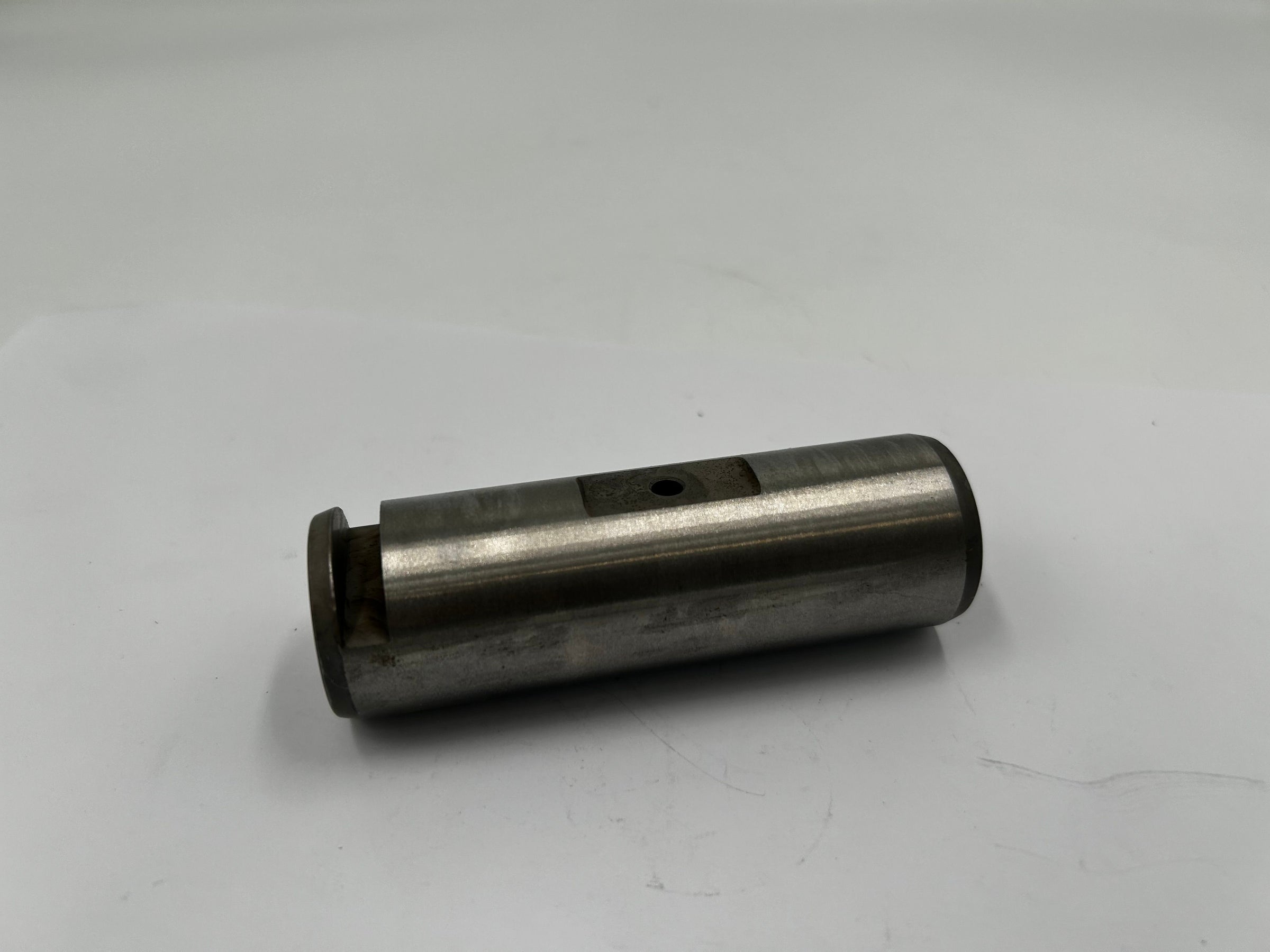Axle (Sandvik 31448238)