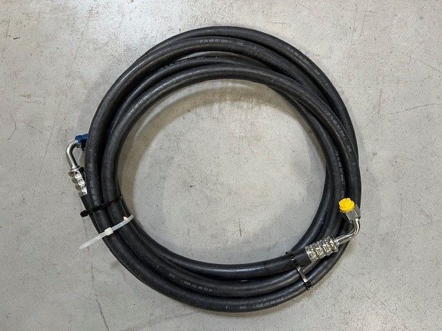 Refrigerant Hose Assembly (Sandvik 88715299)