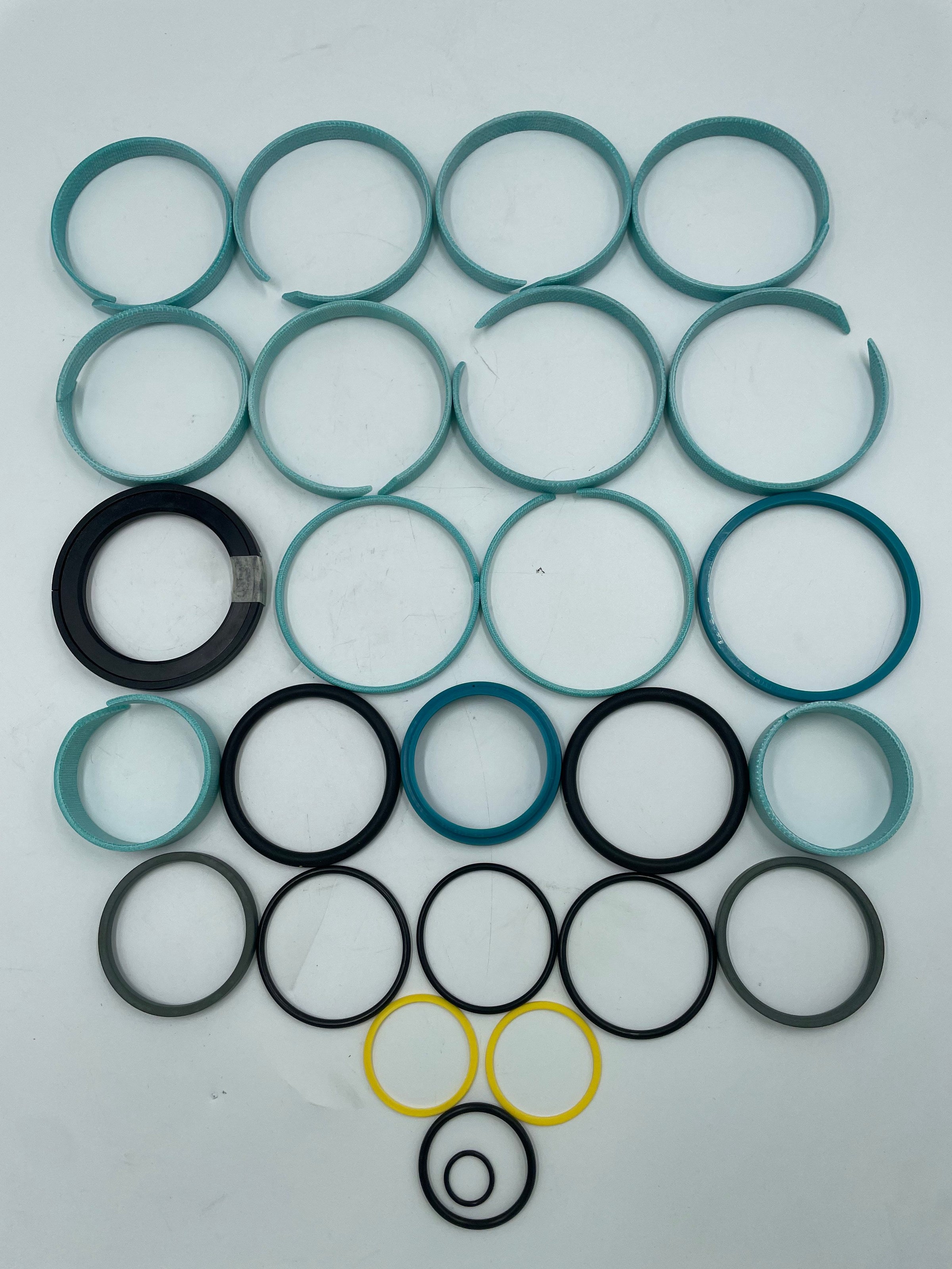 Seal Kit For Cylinder BG00617207 (Sandvik BG00722651)