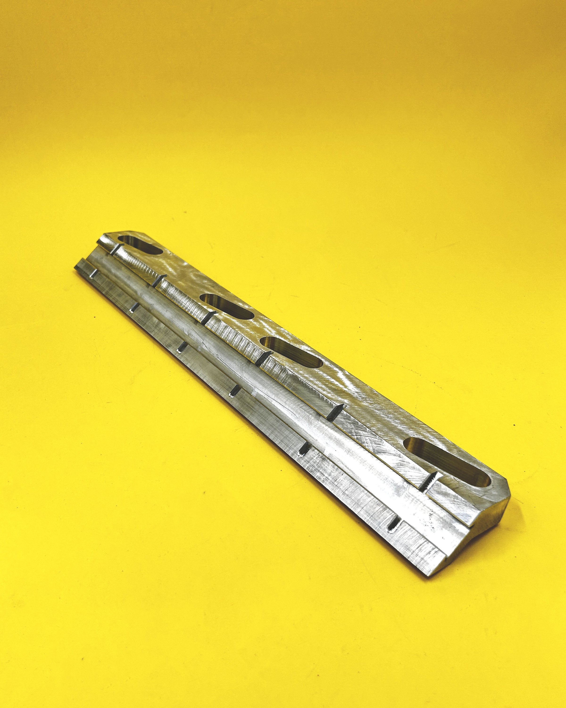 Epiroc Holder 400mm (Right)(alt. spare part to EPIROC® 3128078439)