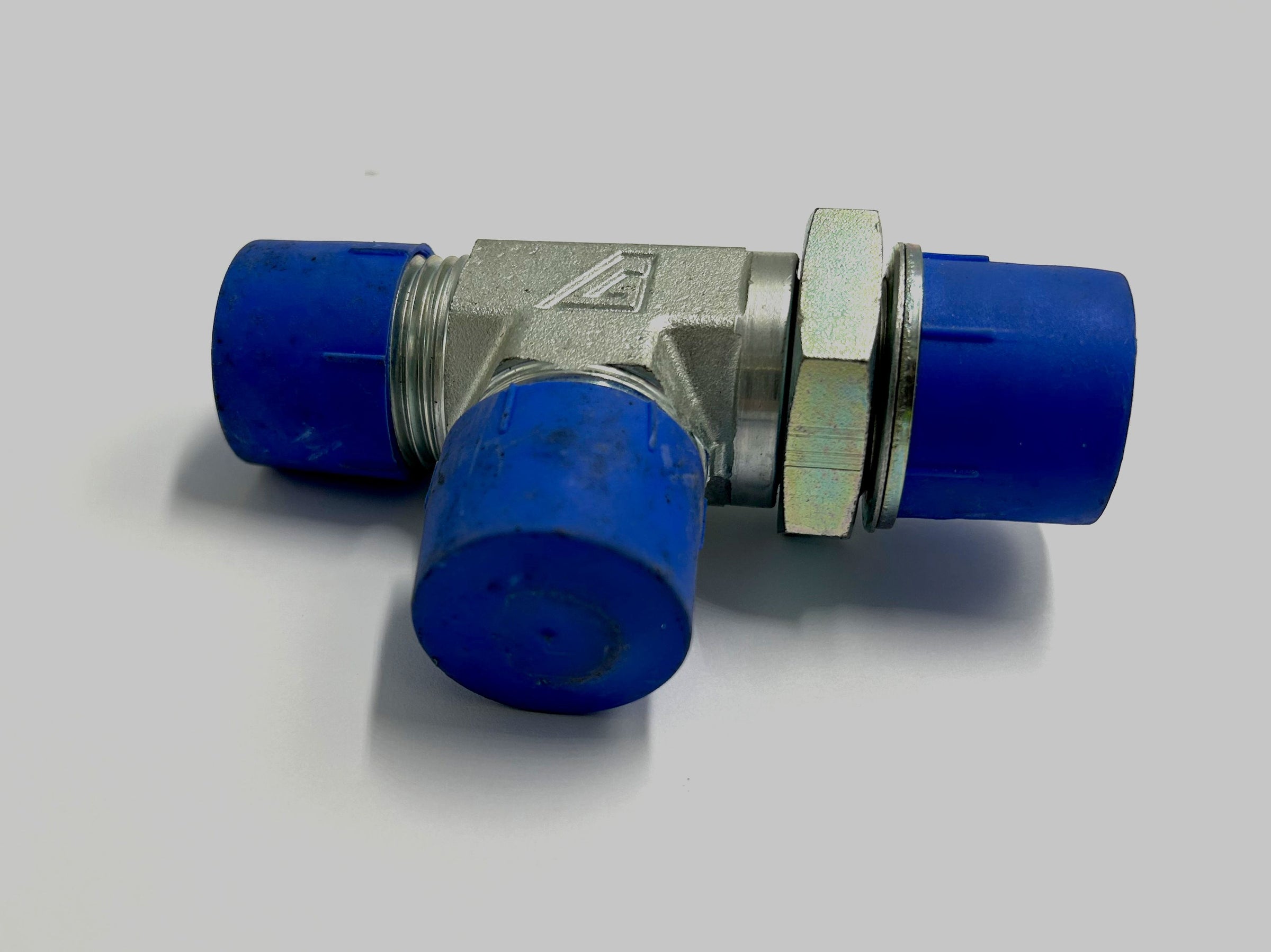 Male Stud Run Tee Adapter (Sandvik AF10170005)